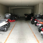 敷地内バイク置場